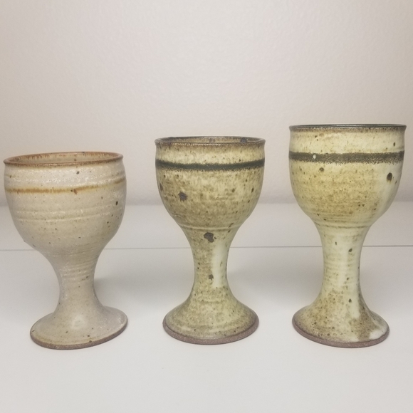 Stoneware Wine Goblets Set of 3 Speckled Natural Tones 8oz - Picture 9 of 9